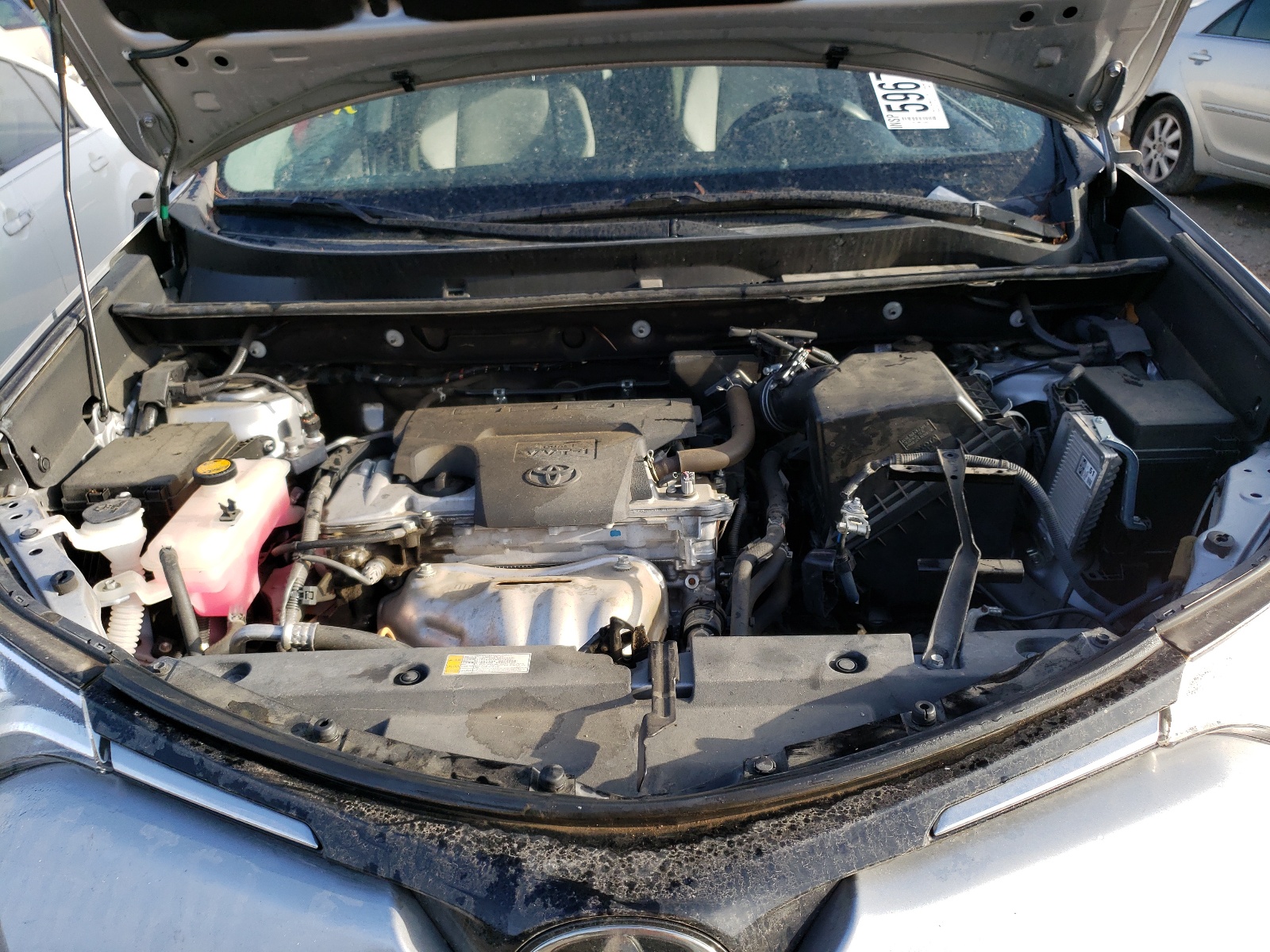 Photo 7 from auction – 2017 TOYOTA RAV4 LIMIT with VIN 2T3YFREV6HW329268
