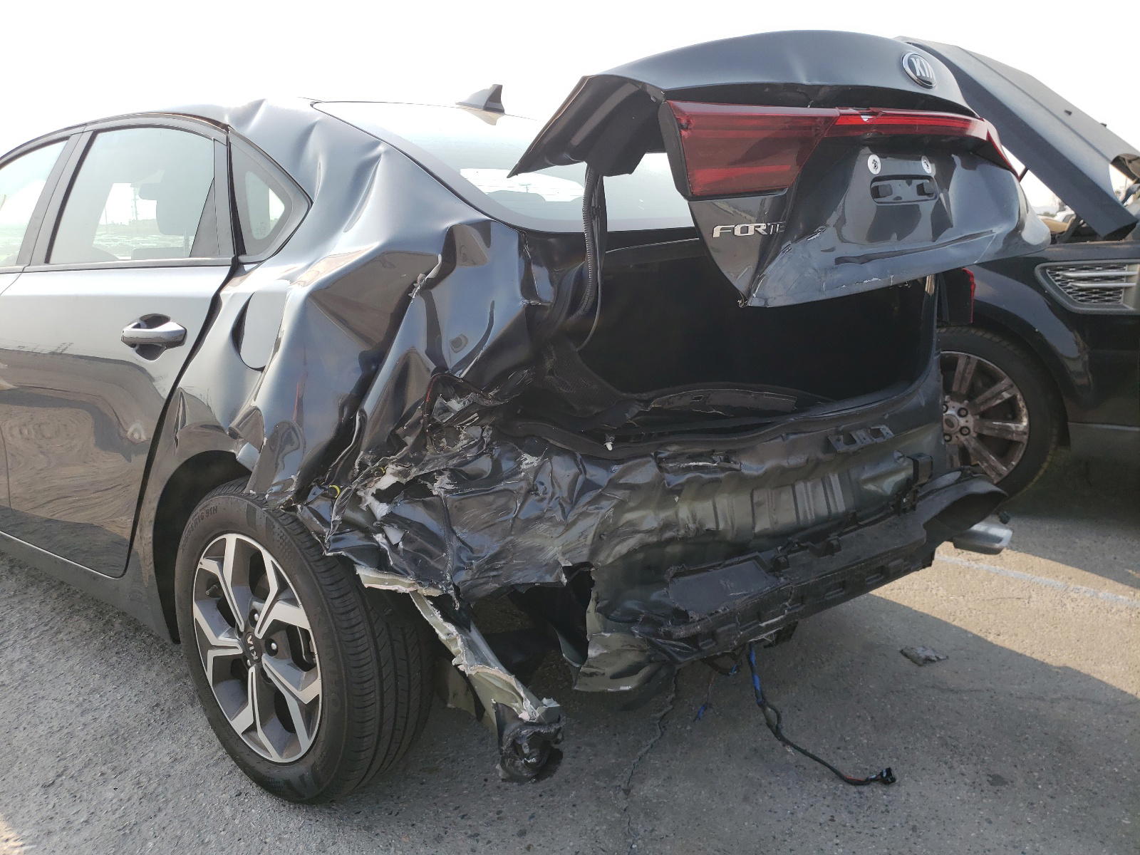 Photo 9 from auction – 2019 KIA FORTE FE with VIN 3KPF24AD2KE093367