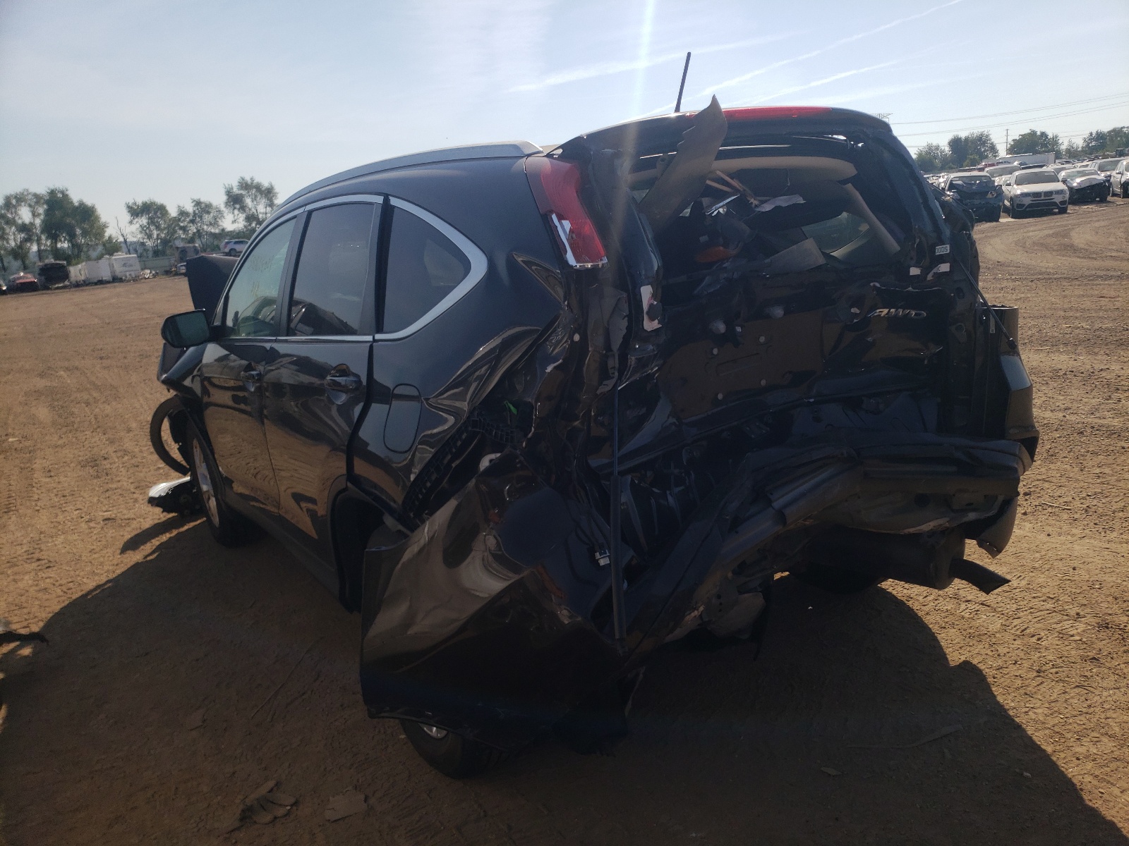 Photo 3 from auction – 2015 HONDA CR-V EXL with VIN 5J6RM4H7XFL065413