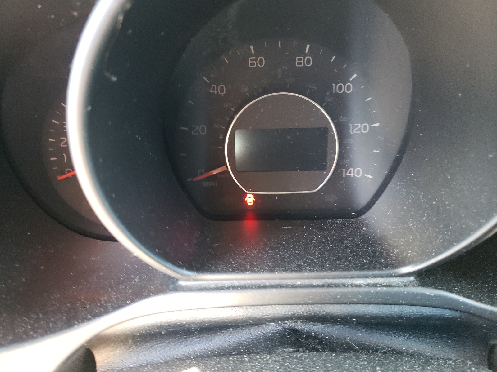 Фото 8 с аукциона – 2014 KIA SOUL с VIN KNDJN2A26E7109420