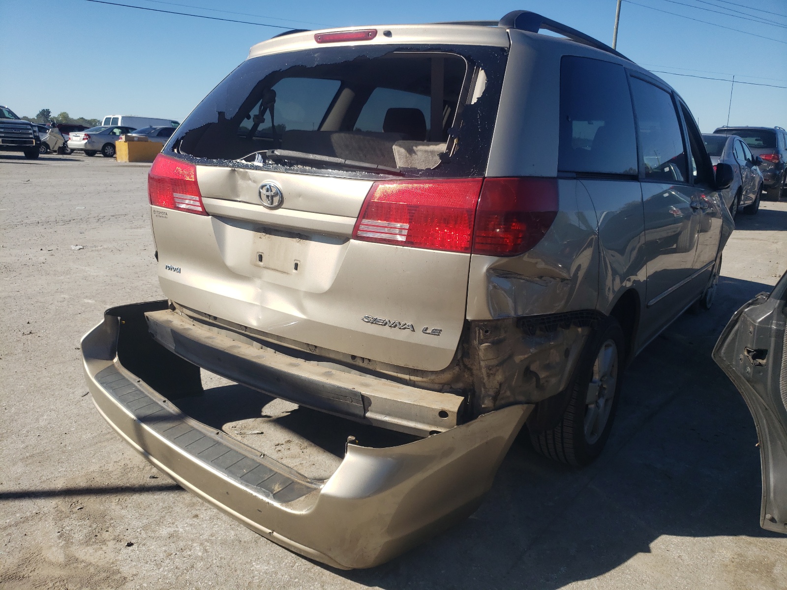 Photo 4 from auction – 2004 TOYOTA SIENNA with VIN 5TDZA23CX4S057511