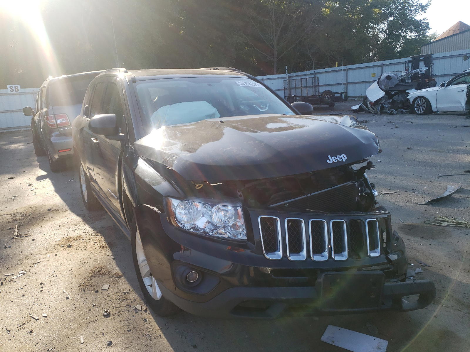 JEEP COMPASS SP 2011 with VIN 1J4NF1FB7BD154312 - Photo from auction