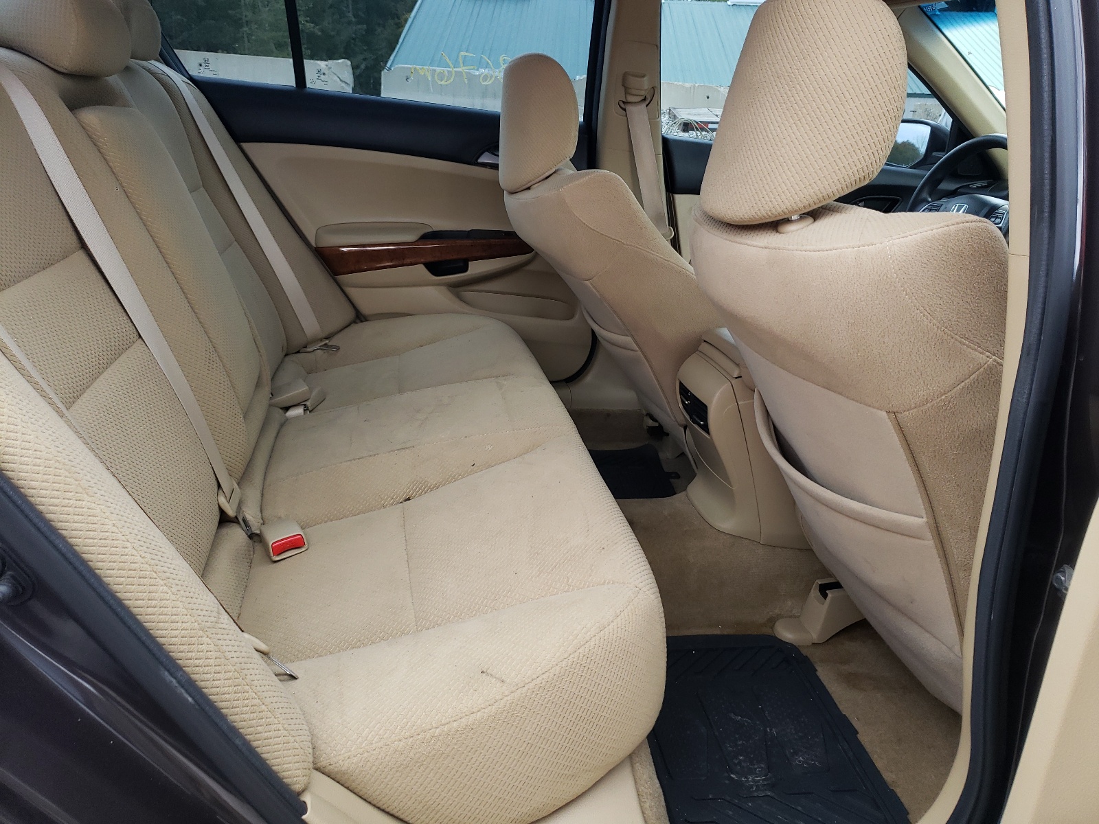 Photo 6 from auction – 2011 HONDA ACCORD EX with VIN 1HGCP2F76BA063174