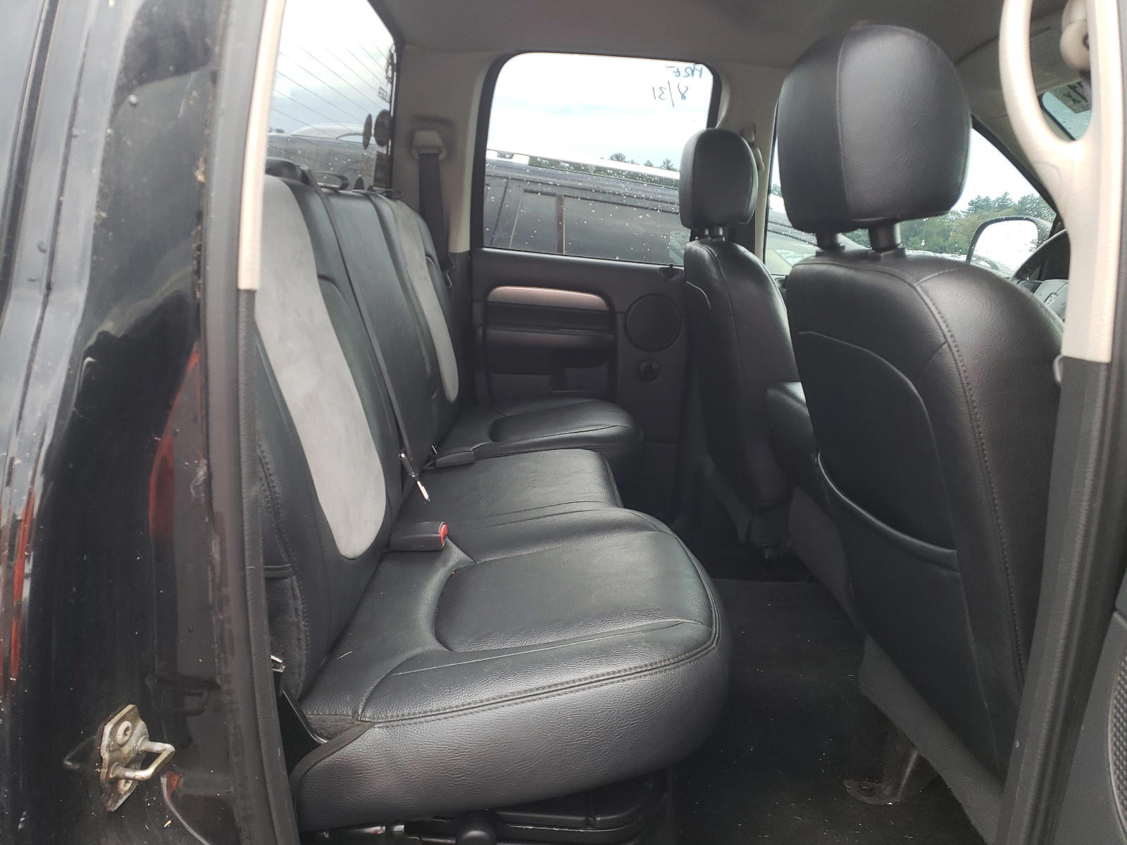 Photo 6 from auction – 2005 DODGE RAM 3500 S with VIN 3D7LS38C65G774995