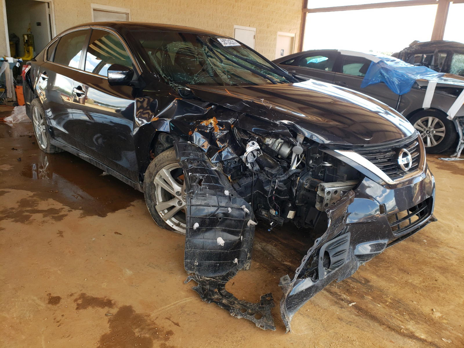 NISSAN ALTIMA 3.5 2016 with VIN 1N4BL3AP1GC157256 - Photo from auction