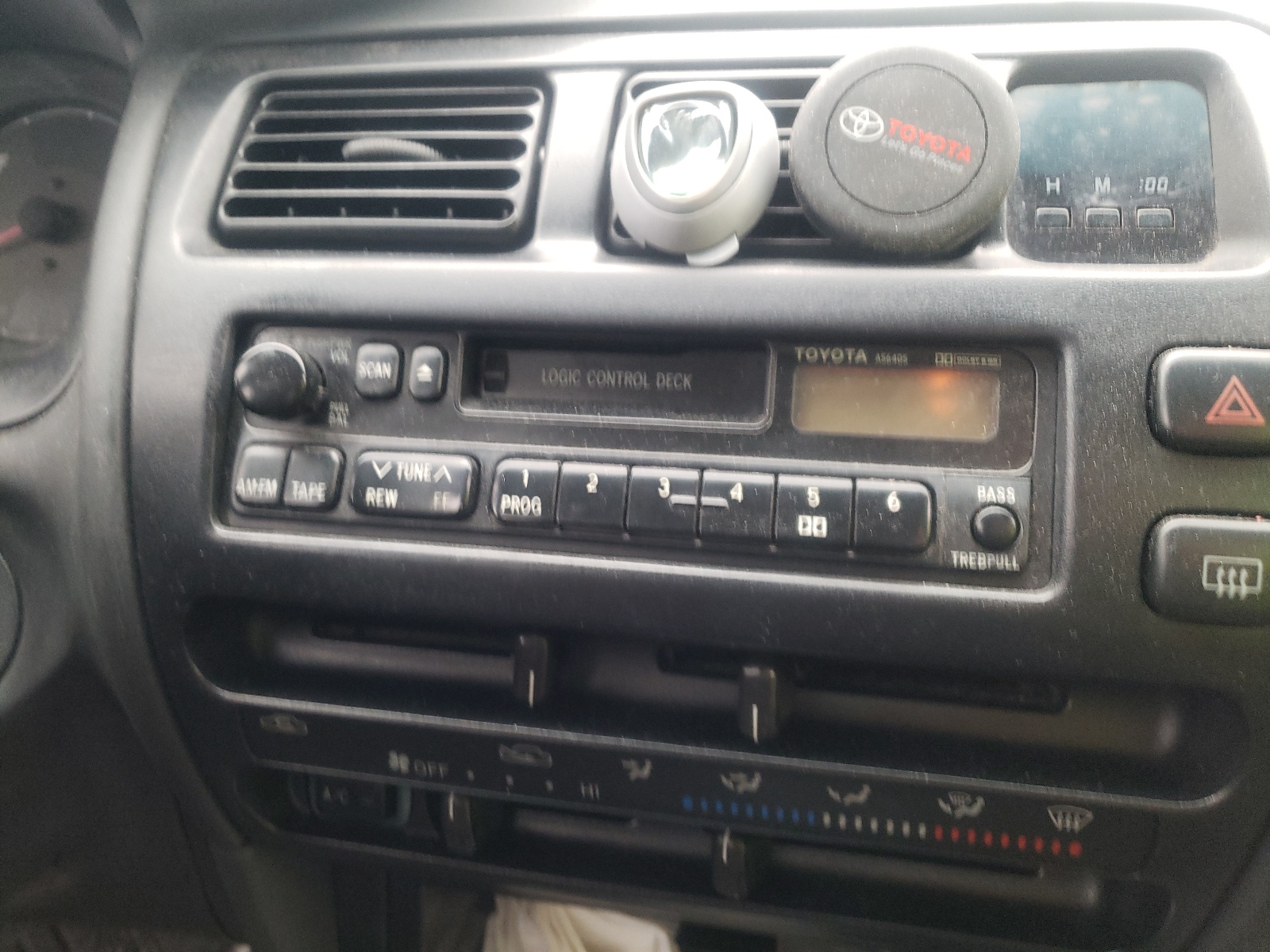 Zdjęcie 9 z aukcji – 1995 TOYOTA COROLLA LE z VIN 2T1AE09B6SC133347