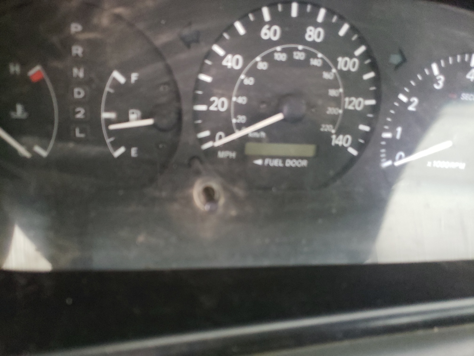Photo 8 from auction – 2001 TOYOTA CAMRY LE with VIN 4T1BF28K51U122867