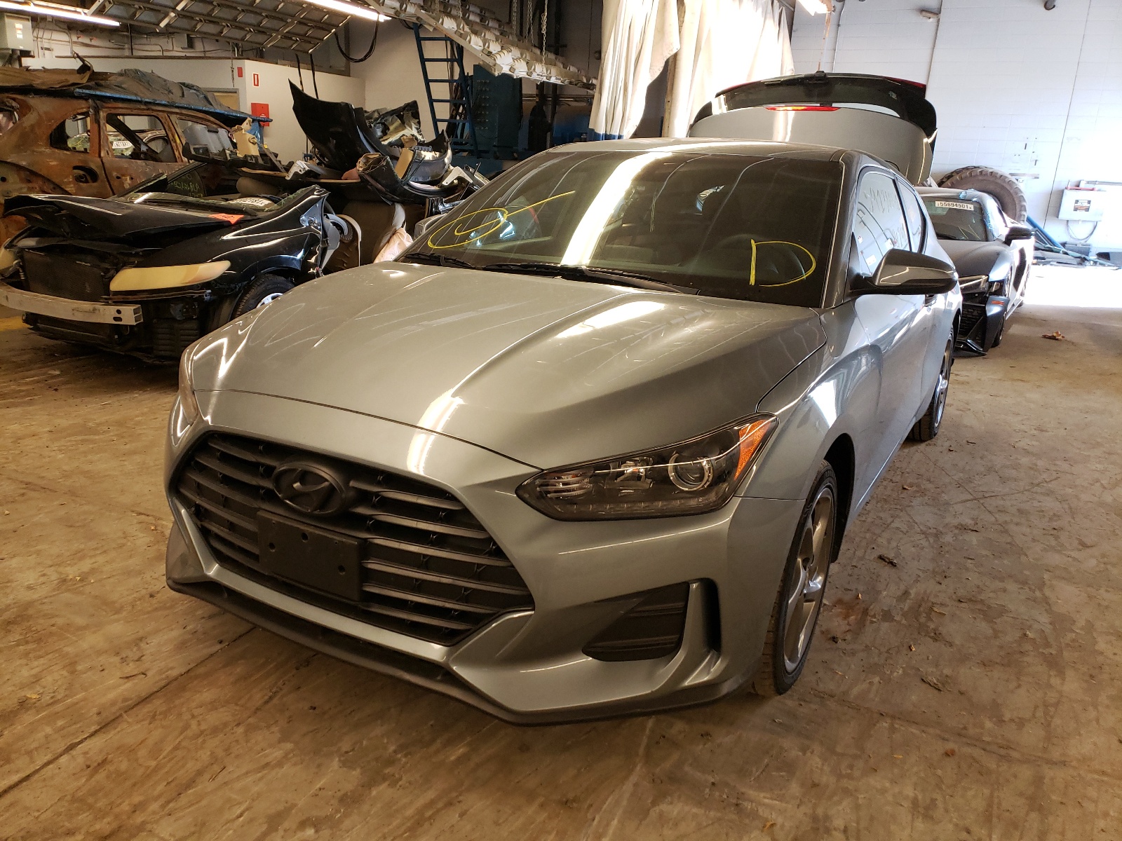 Photo 2 from auction – 2019 HYUNDAI VELOSTER B with VIN KMHTG6AF2KU016769