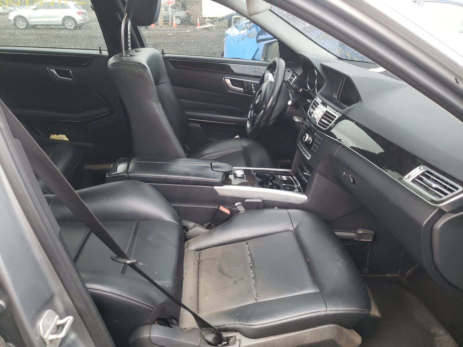 Photo 5 from auction – 2014 MERCEDES-BENZ E 350 4MAT with VIN WDDHF8JB6EA908542