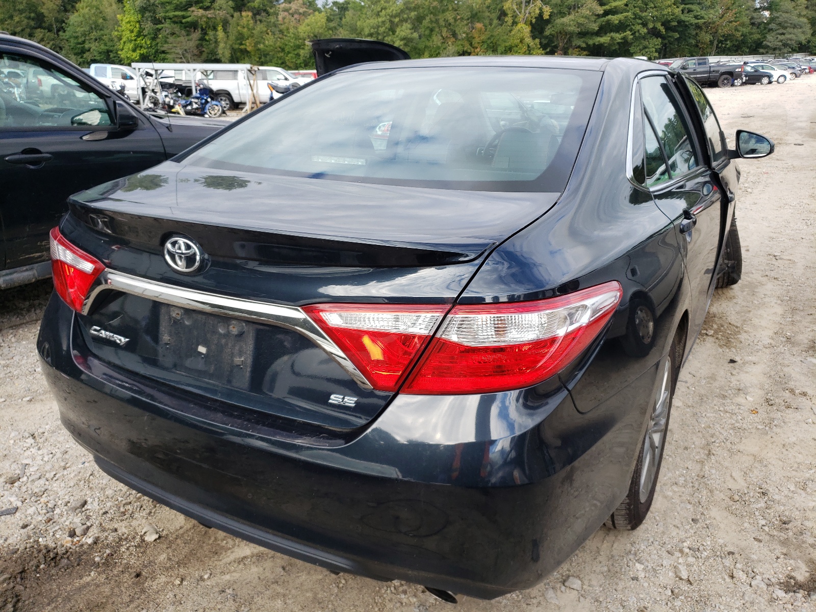 Photo 4 from auction – 2017 TOYOTA CAMRY SE with VIN 4T1BF1FK7HU378435
