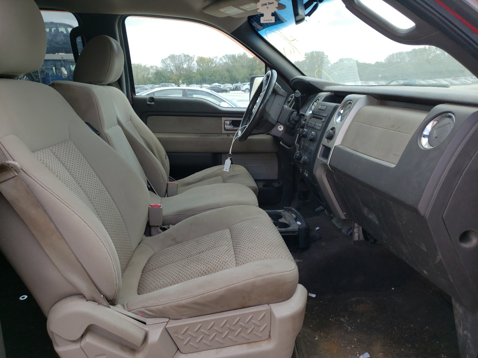 Photo 5 from auction – 2010 FORD F150 SUPER with VIN 1FTFW1EV7AKA74850