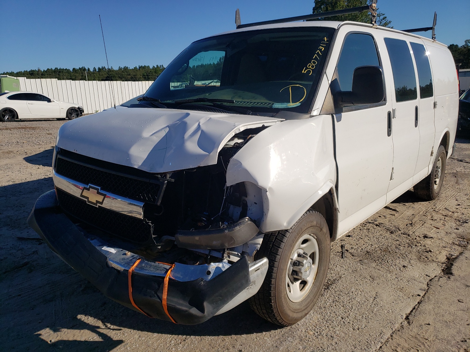 Photo 2 from auction – 2014 CHEVROLET EXPRESS G2 with VIN 1GCWGFCG8E1140901