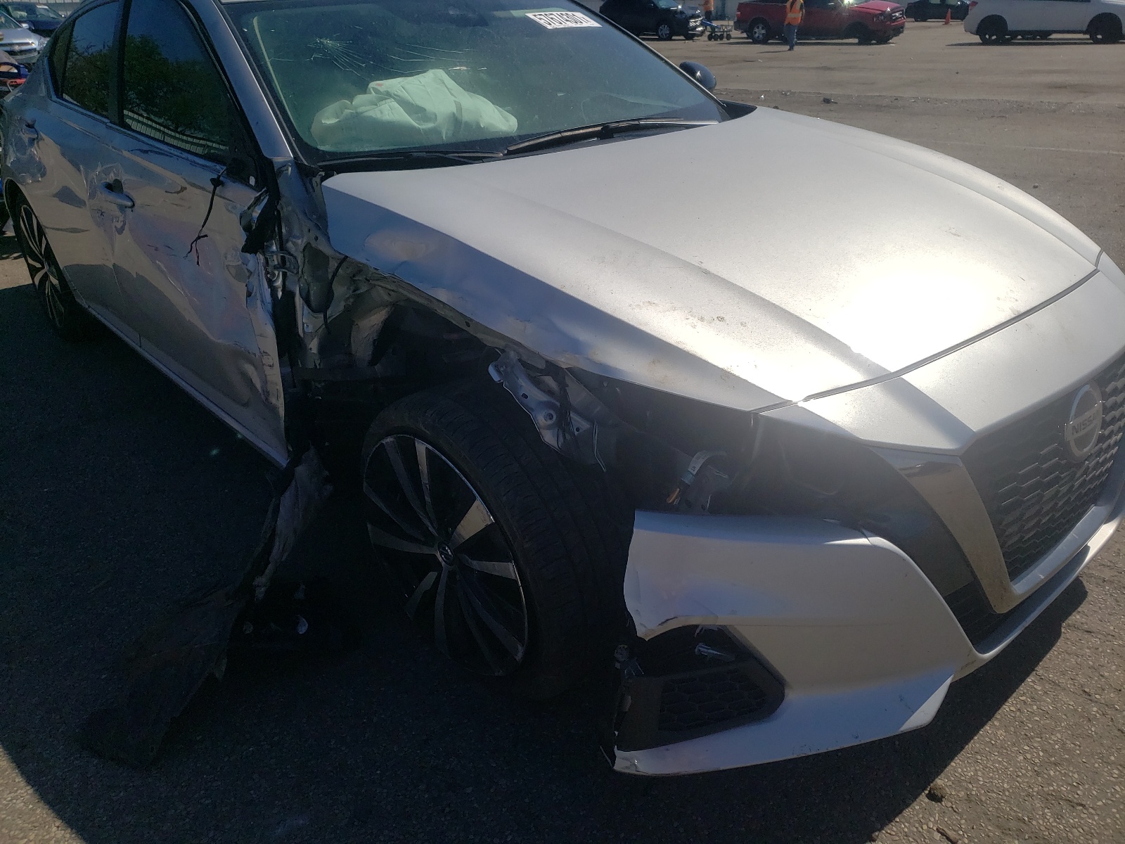 Photo 9 from auction – 2020 NISSAN ALTIMA SR with VIN 1N4BL4CV0LC230869