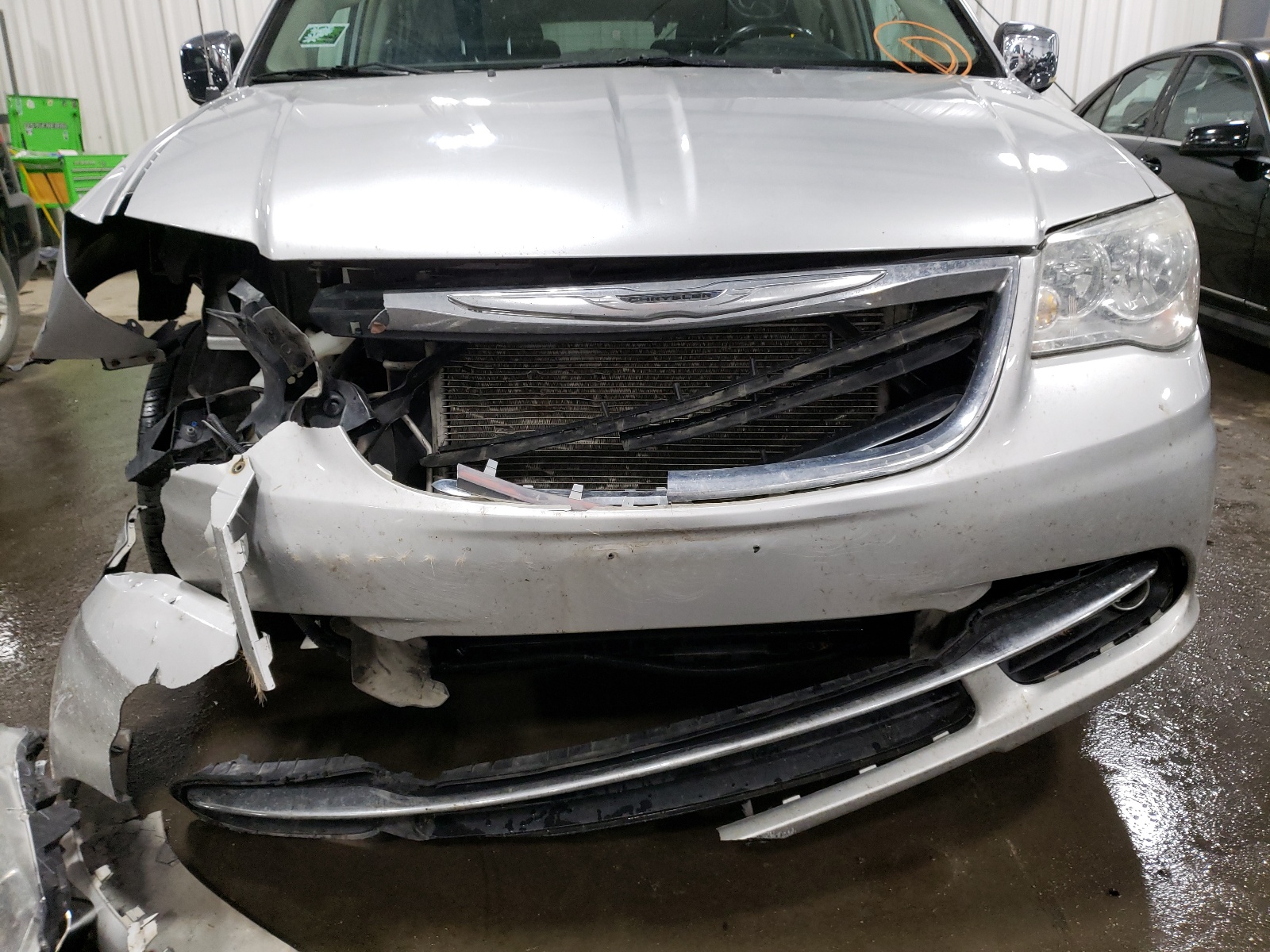Photo 9 from auction – 2012 CHRYSLER TOWN & COU with VIN 2C4RC1CG8CR124475