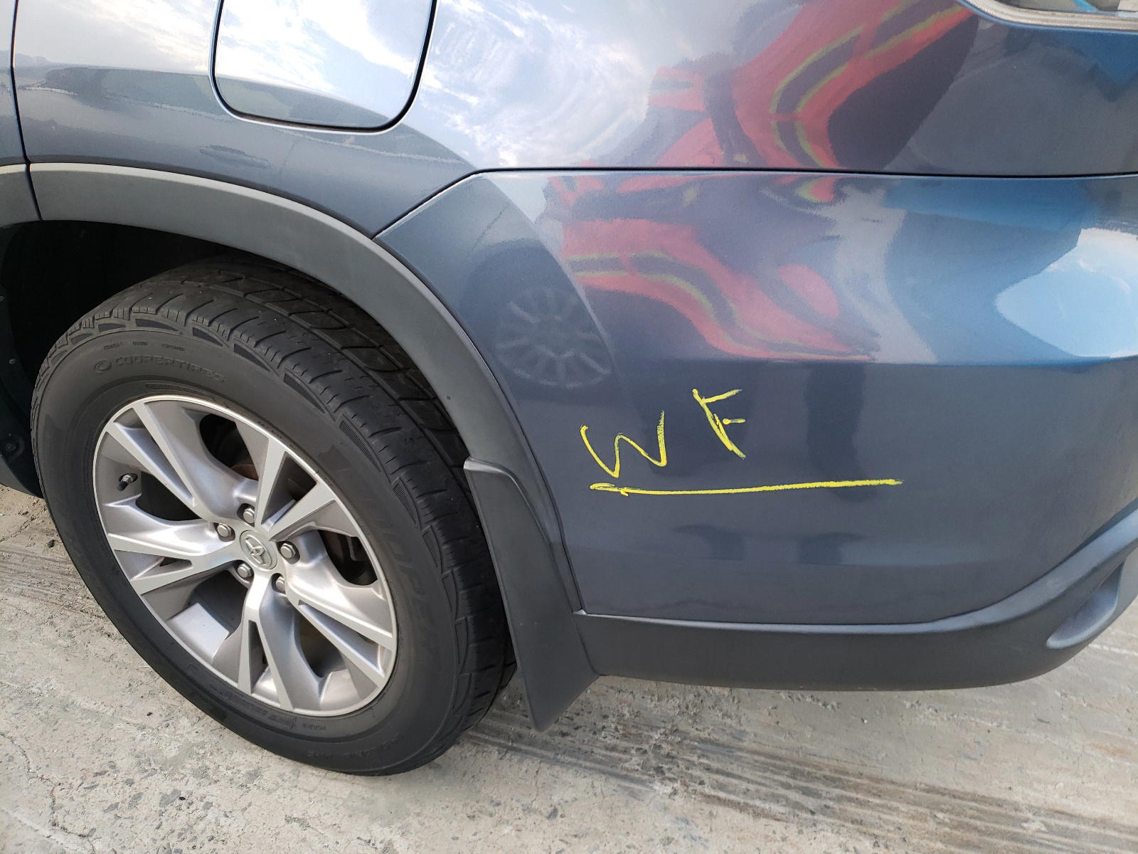 Photo 9 from auction – 2015 TOYOTA HIGHLANDER with VIN 5TDJKRFH5FS117126