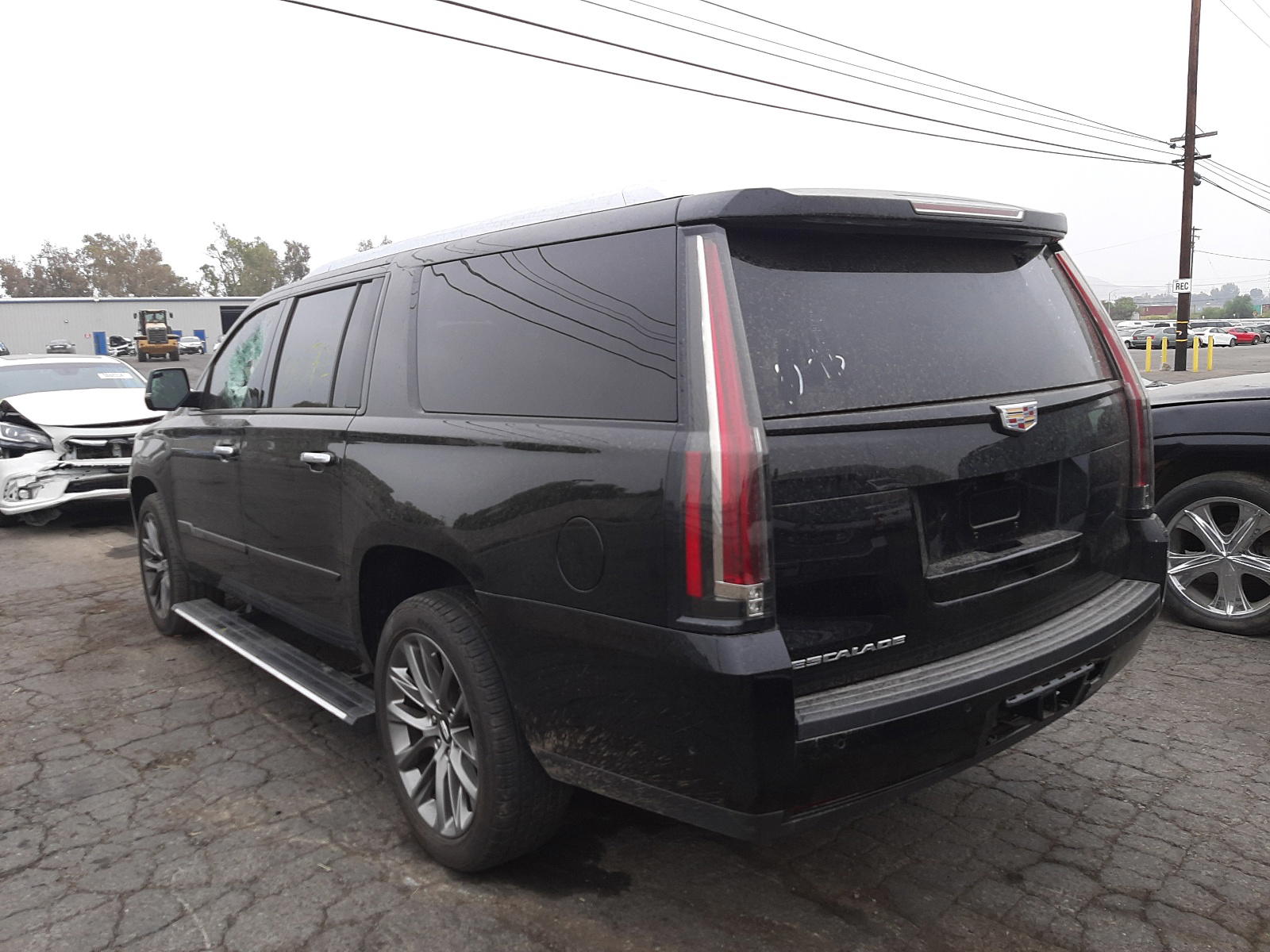 Photo 3 from auction – 2020 CADILLAC ESCALADE E with VIN 1GYS4JKJ6LR164419