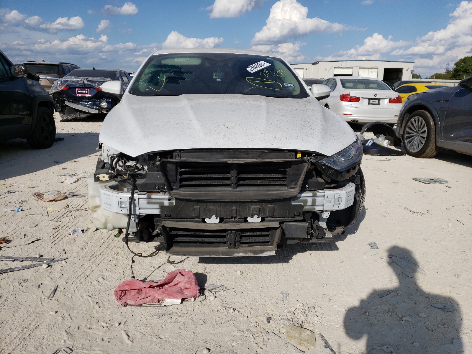 Photo 9 from auction – 2019 FORD FUSION SE with VIN 3FA6P0HD0KR215478