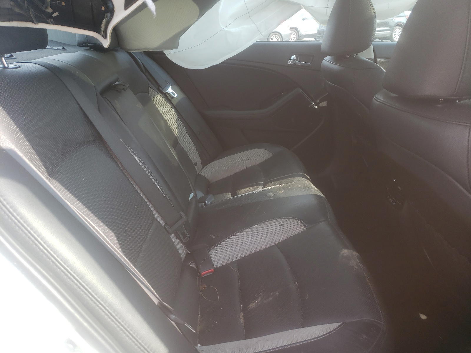 Photo 6 from auction – 2013 KIA OPTIMA SX with VIN 5XXGR4A68DG149873