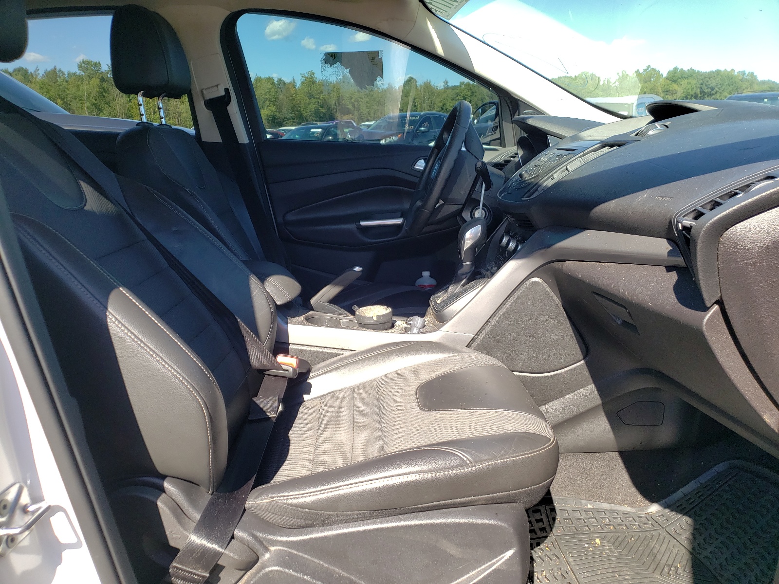 Фото 5 с аукциона – 2016 FORD ESCAPE с VIN 1FMCU0G75GUA94637