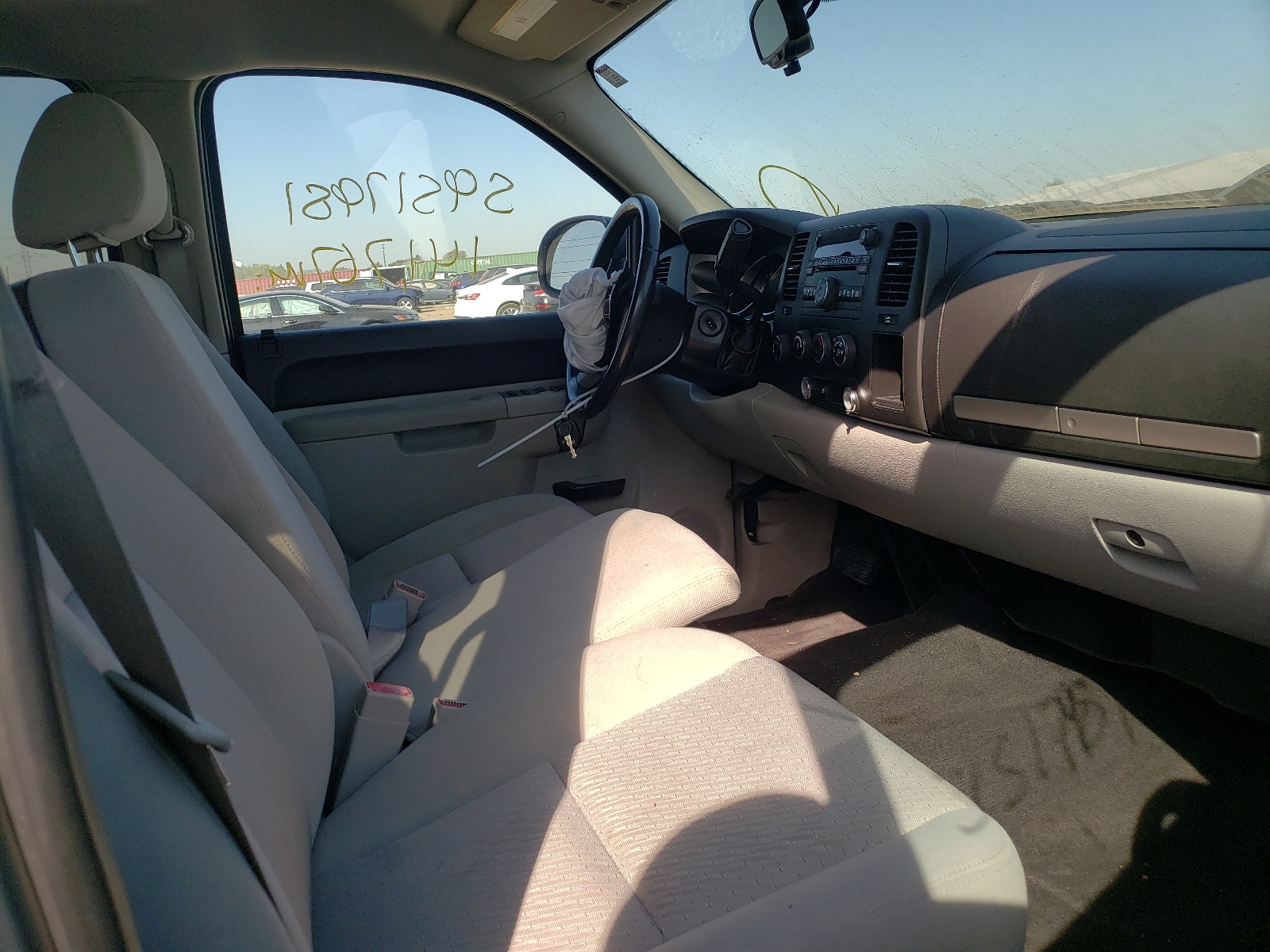 Photo 5 from auction – 2010 CHEVROLET SILVERADO with VIN 3GCRKSE38AG249577