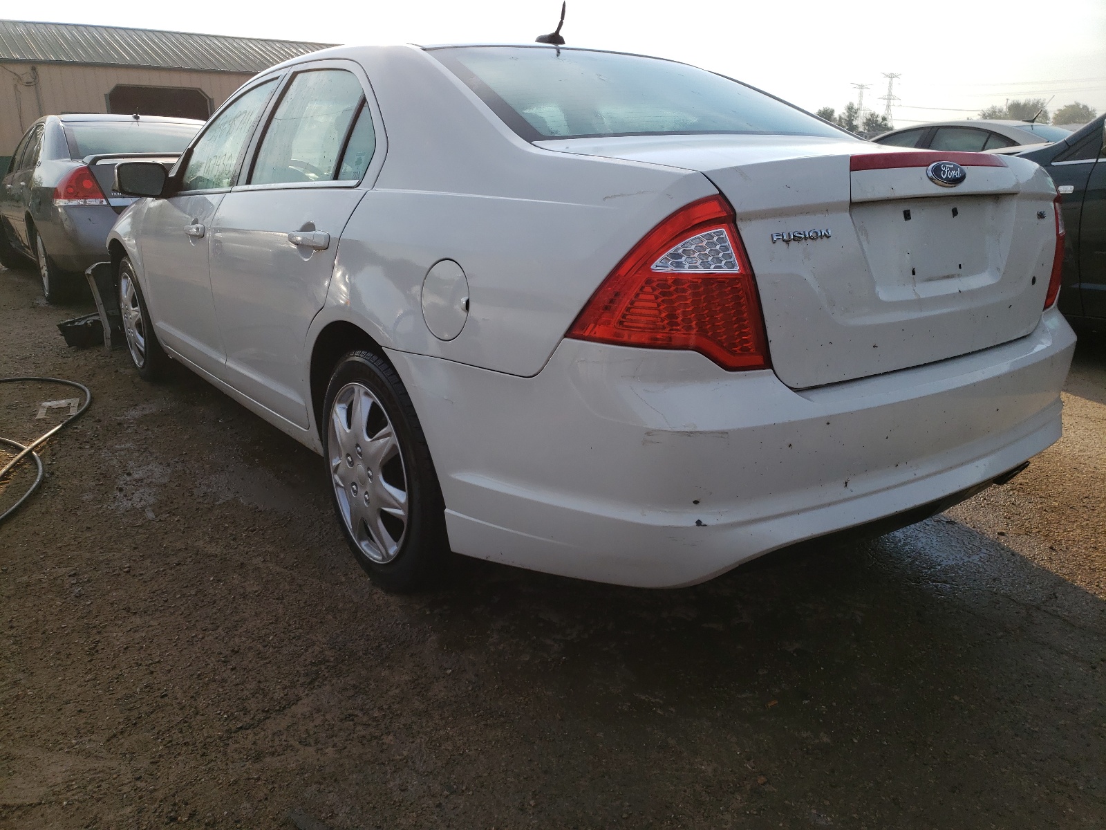Photo 3 from auction – 2010 FORD FUSION SE with VIN 3FAHP0HA6AR293597