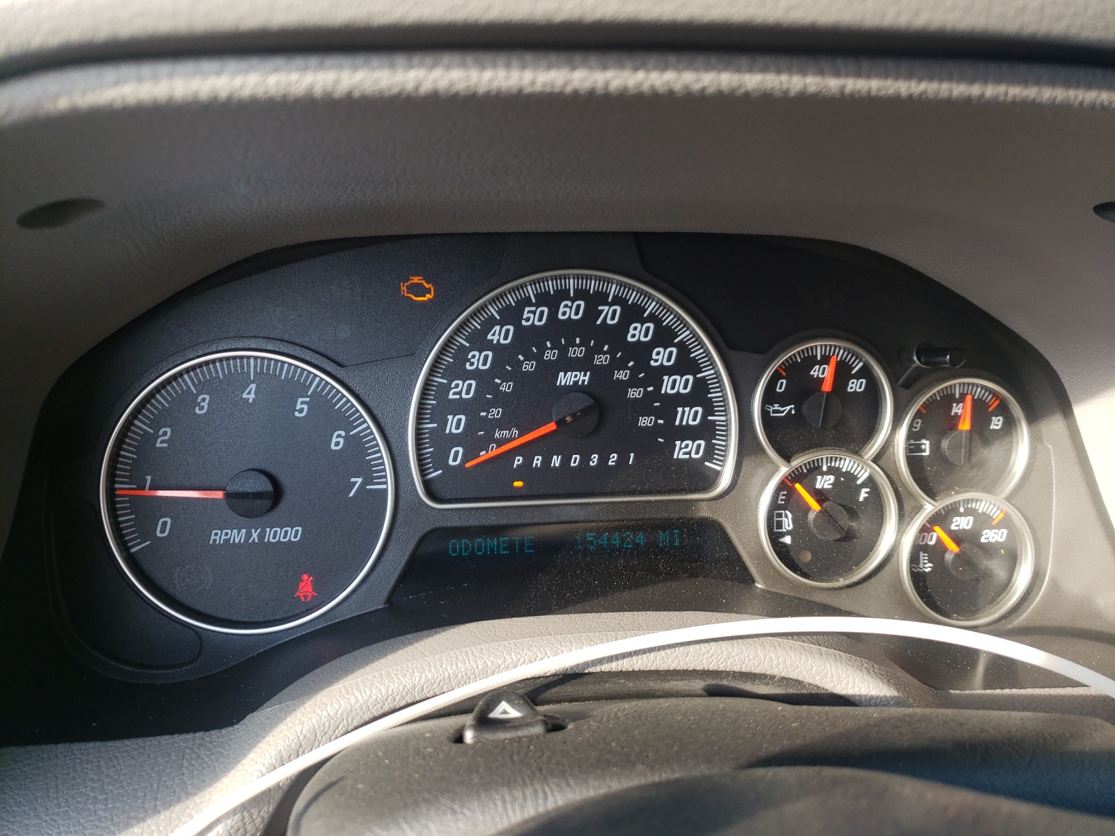 Photo 8 from auction – 2006 GMC ENVOY DENA with VIN 1GKES63M862221090