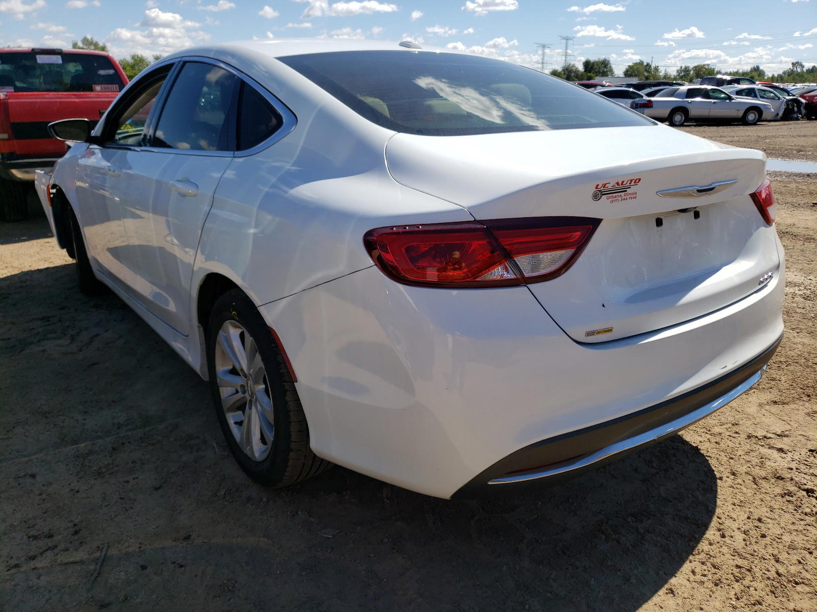 Photo 3 from auction – 2015 CHRYSLER 200 LIMITE with VIN 1C3CCCAB6FN640266