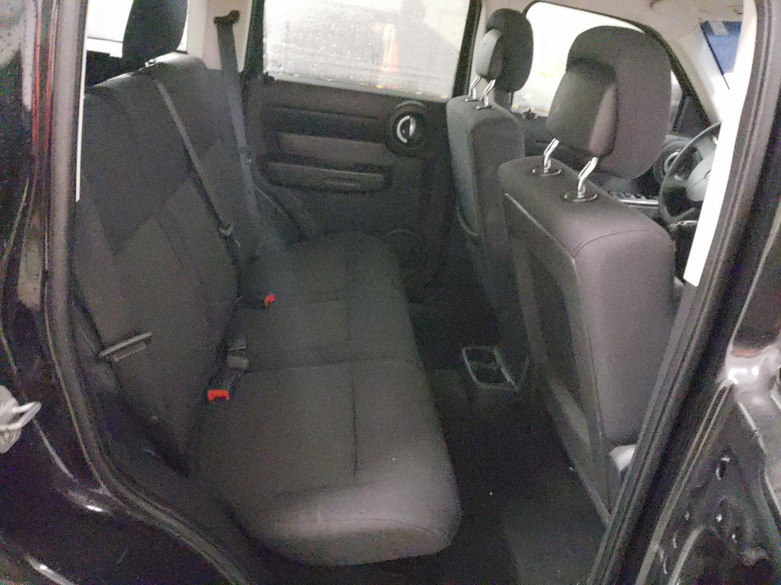 Photo 6 from auction – 2011 DODGE NITRO HEAT with VIN 1D4PU4GK3BW604548