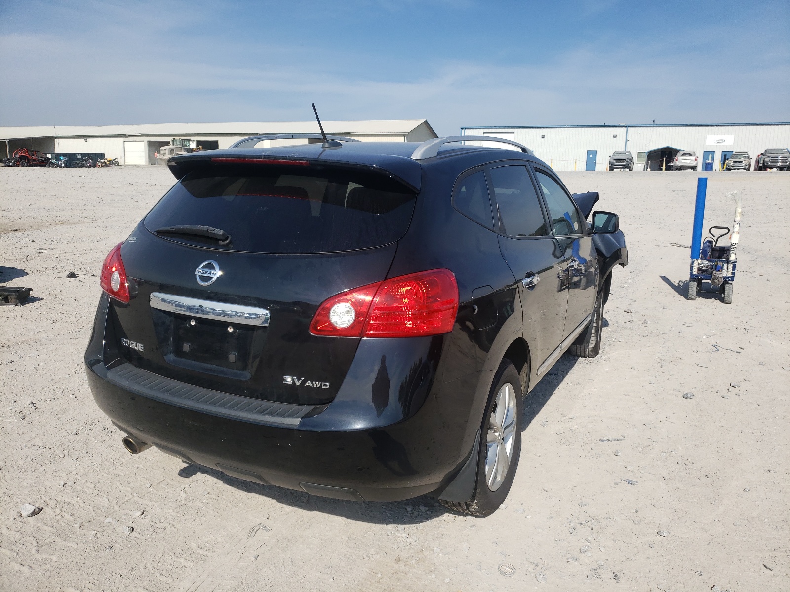 Photo 4 from auction – 2012 NISSAN ROGUE S with VIN JN8AS5MV8CW718113