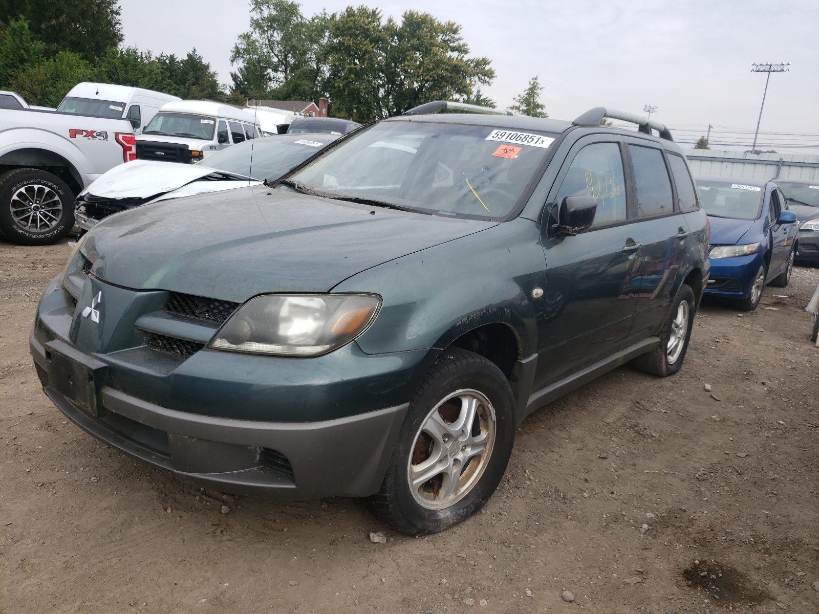 Photo 2 from auction – 2003 MITSUBISHI OUTLANDER with VIN JA4LZ31G03U026105