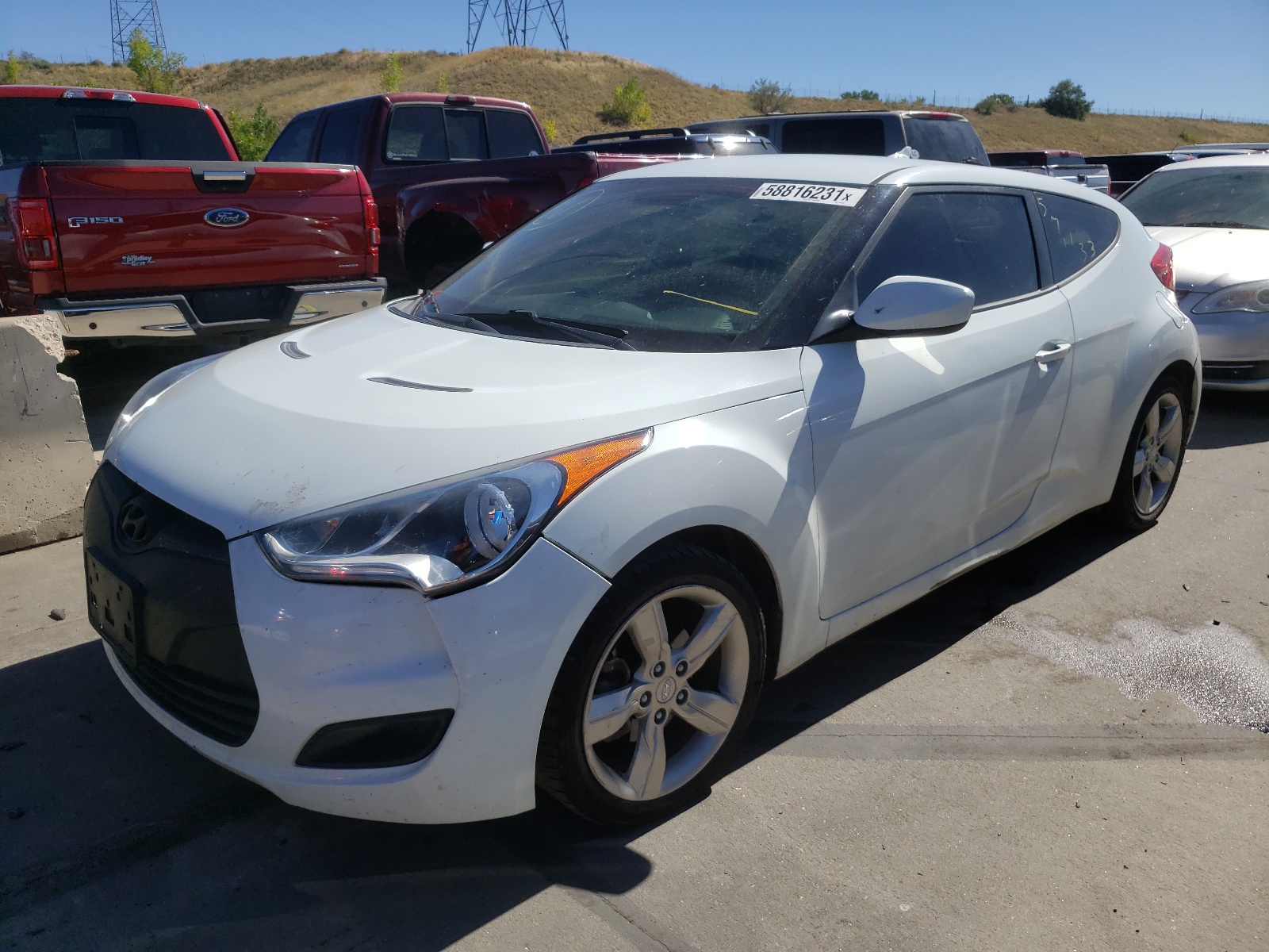 Photo 2 from auction – 2015 HYUNDAI VELOSTER with VIN KMHTC6AD0FU245113