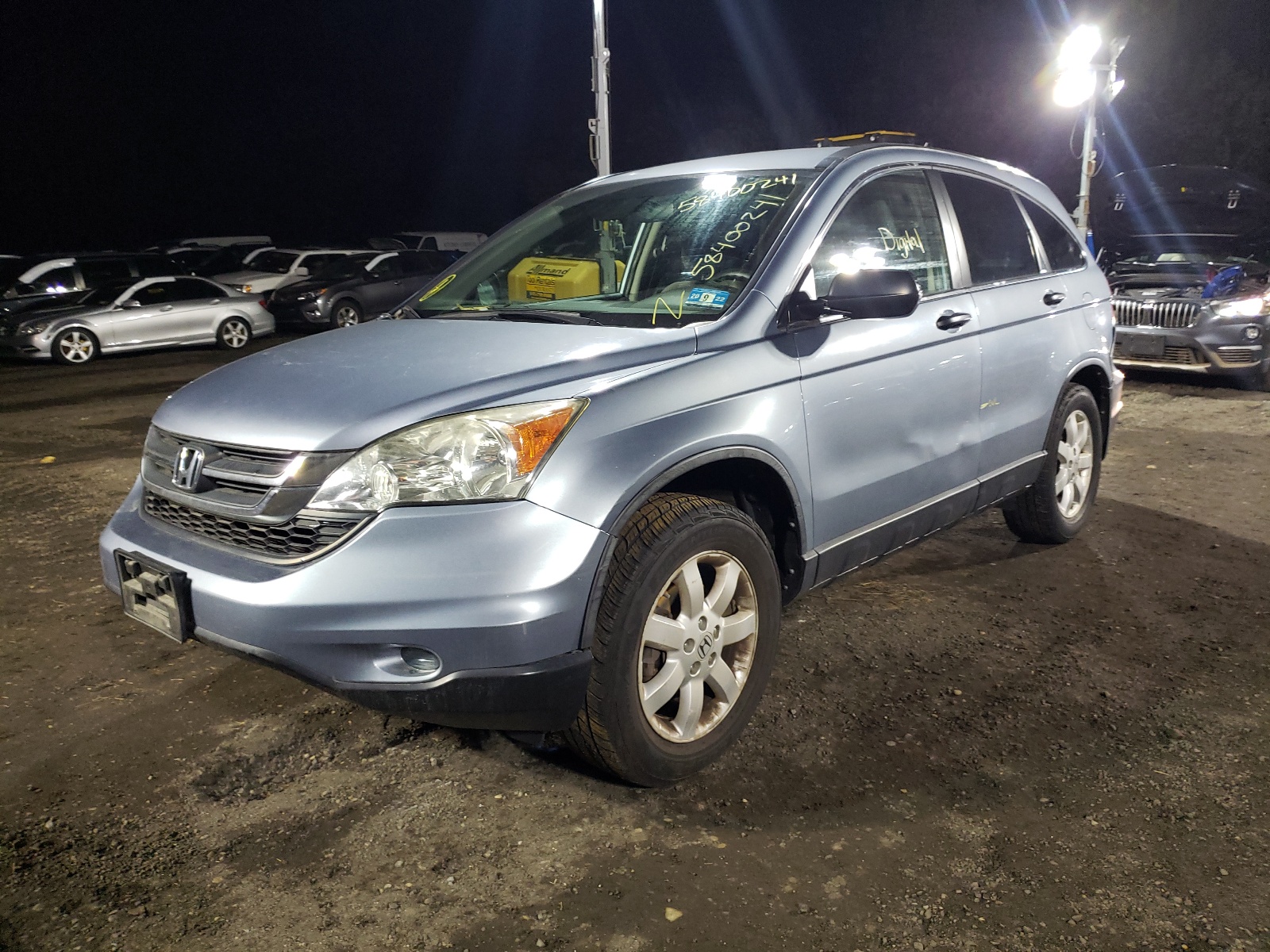 Photo 2 from auction – 2011 HONDA CR-V SE with VIN 5J6RE4H44BL098100