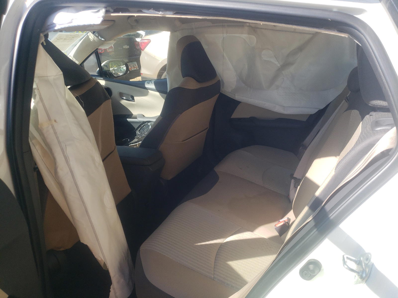 Photo 6 from auction – 2016 TOYOTA PRIUS with VIN JTDKBRFU2G3020826