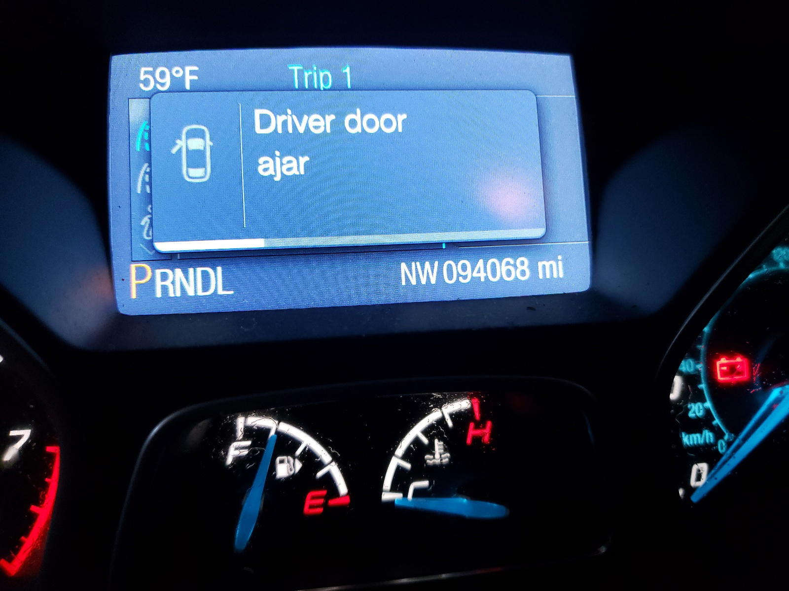 Photo 8 from auction – 2014 FORD FOCUS SE with VIN 1FADP3K29EL395286