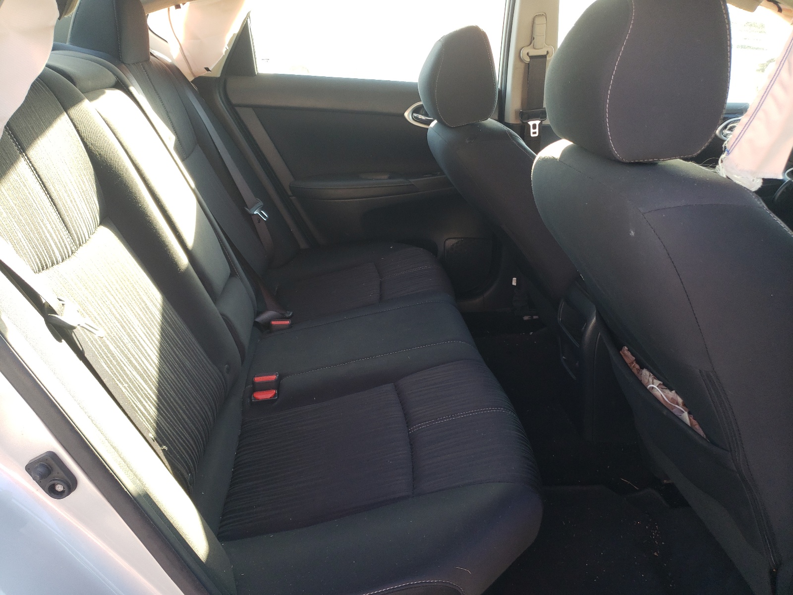 Photo 6 from auction – 2017 NISSAN SENTRA S with VIN 3N1AB7AP1HY358103