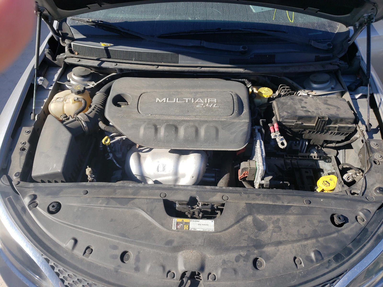 Photo 7 from auction – 2015 CHRYSLER 200 LIMITE with VIN 1C3CCCAB5FN651579