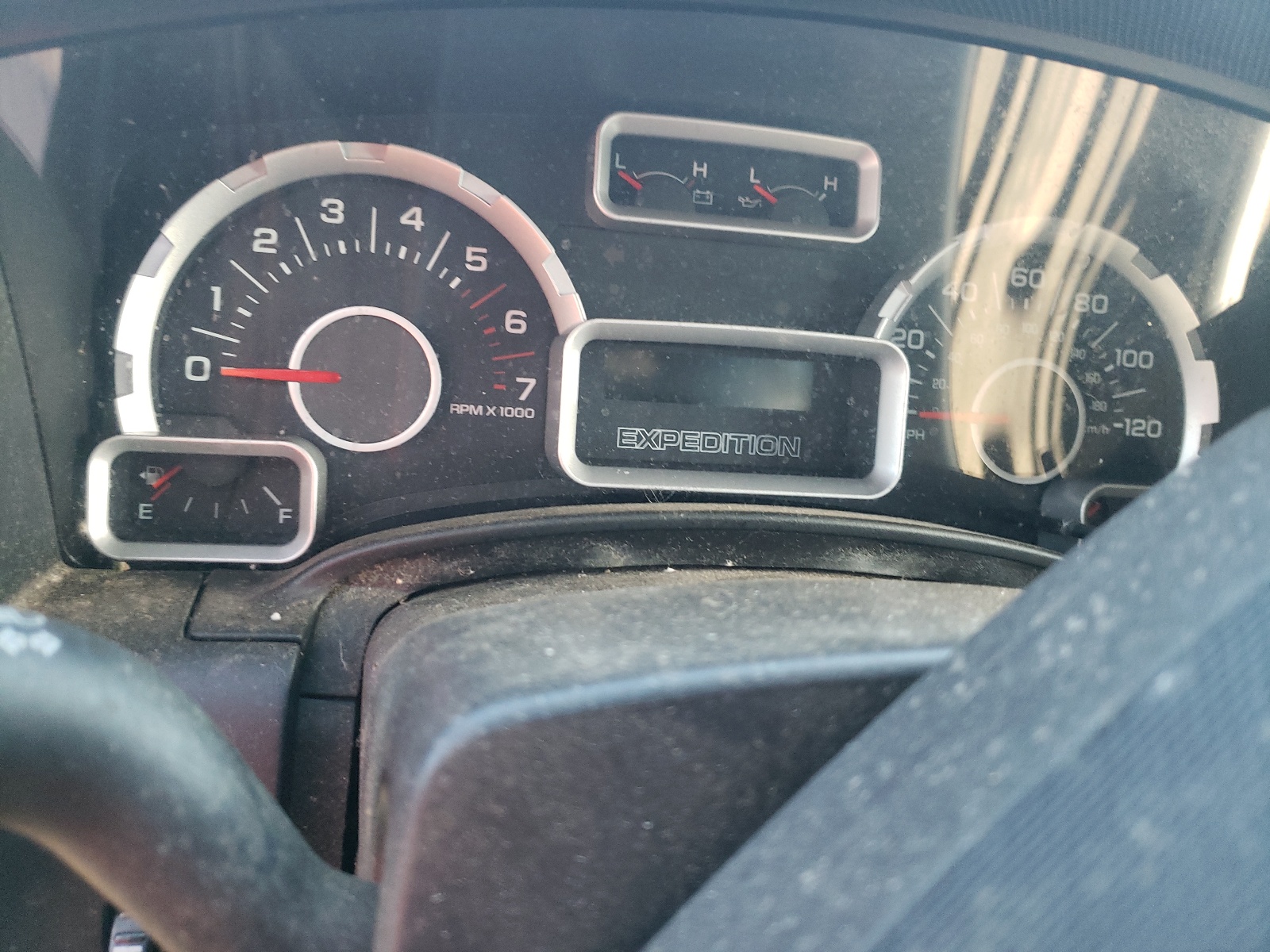 Zdjęcie 8 z aukcji – 2008 FORD EXPEDITION z VIN 1FMFU16588LA05816