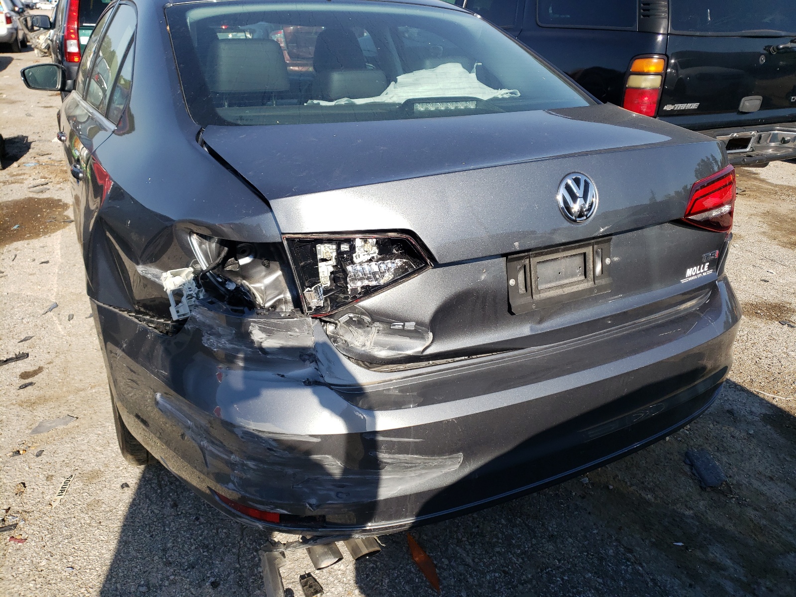 Photo 9 from auction – 2017 VOLKSWAGEN JETTA SE with VIN 3VWDB7AJXHM371684