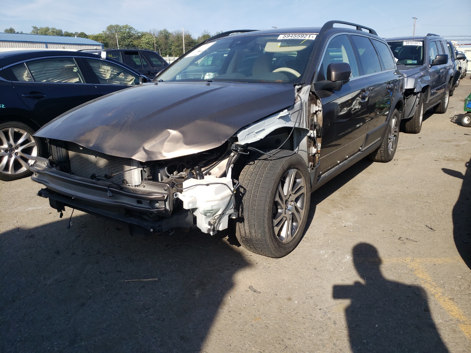 Photo 2 from auction – 2015 VOLVO XC70 3.2 P with VIN YV4940NB2F1199686