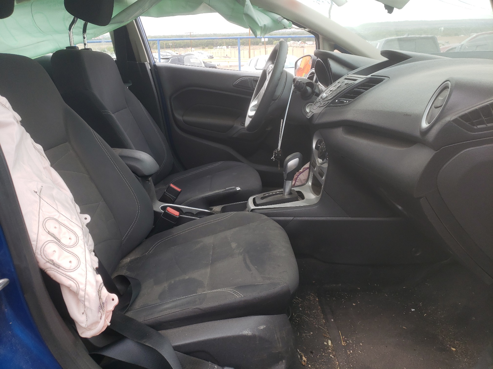 Photo 5 from auction – 2018 FORD FIESTA SE with VIN 3FADP4BJ0JM109976