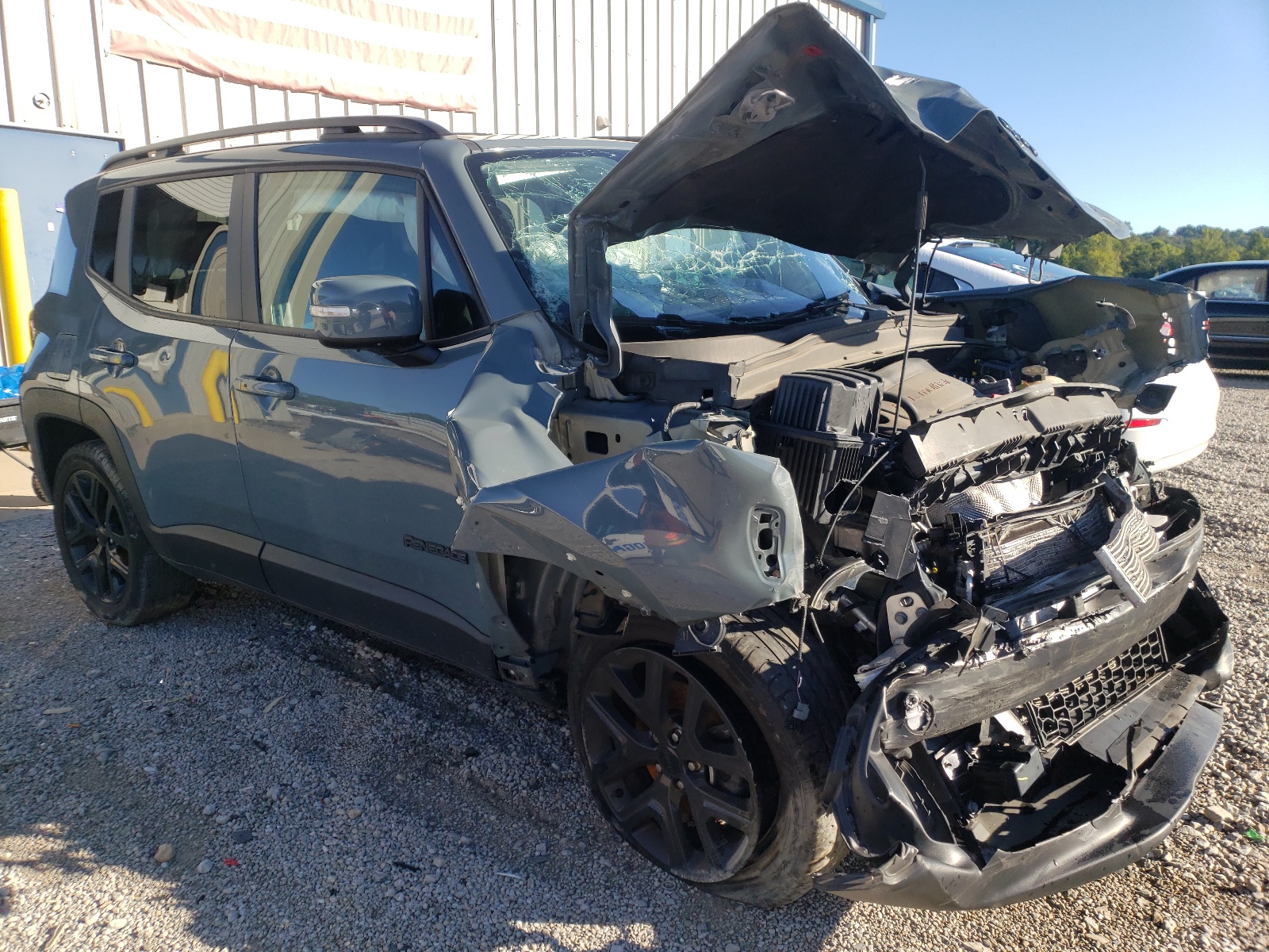 Photo 1 from auction – 2018 JEEP RENEGADE L with VIN ZACCJBBB9JPH81505