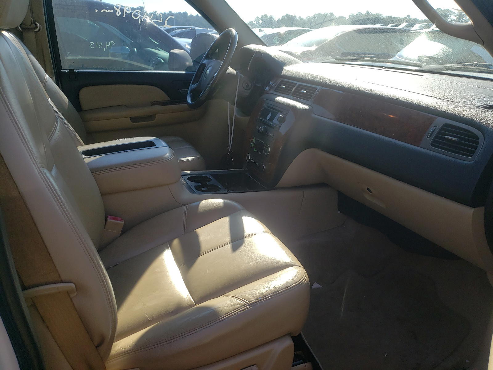 Photo 5 from auction – 2008 CHEVROLET SUBURBAN C with VIN 3GNFC16048G189717