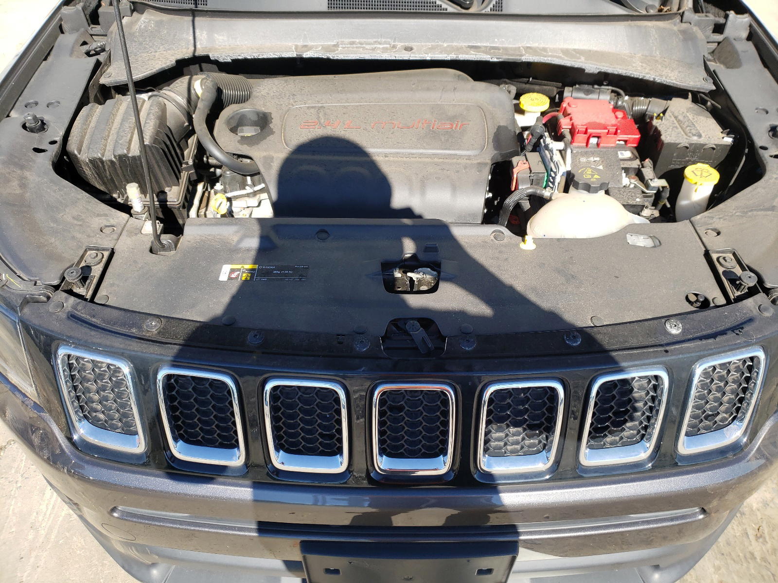 Photo 7 from auction – 2019 JEEP COMPASS LA with VIN 3C4NJDBB6KT594026