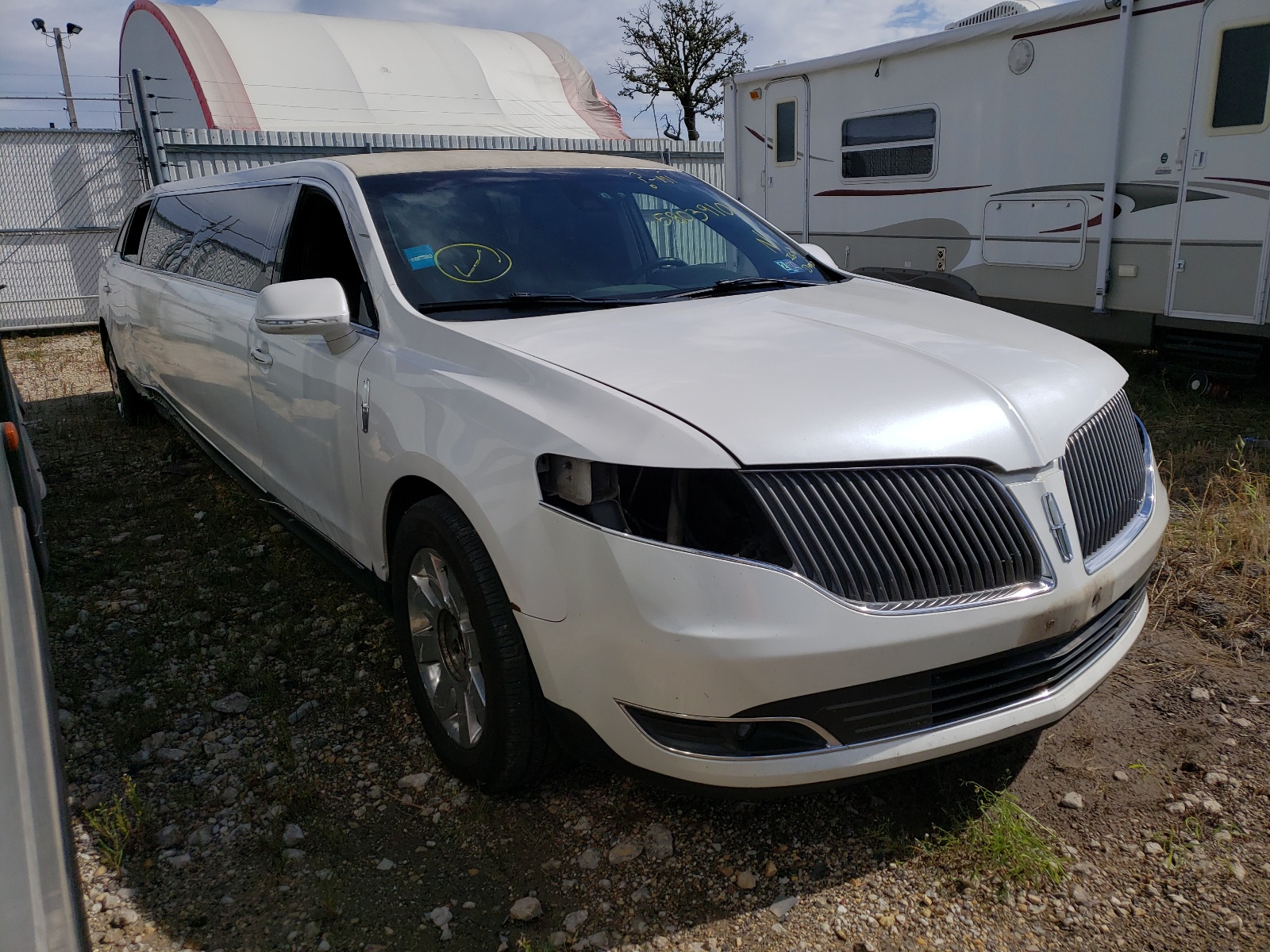 Photo 1 from auction – 2013 LINCOLN MKT with VIN 2L1MJ5LKXDBL58376