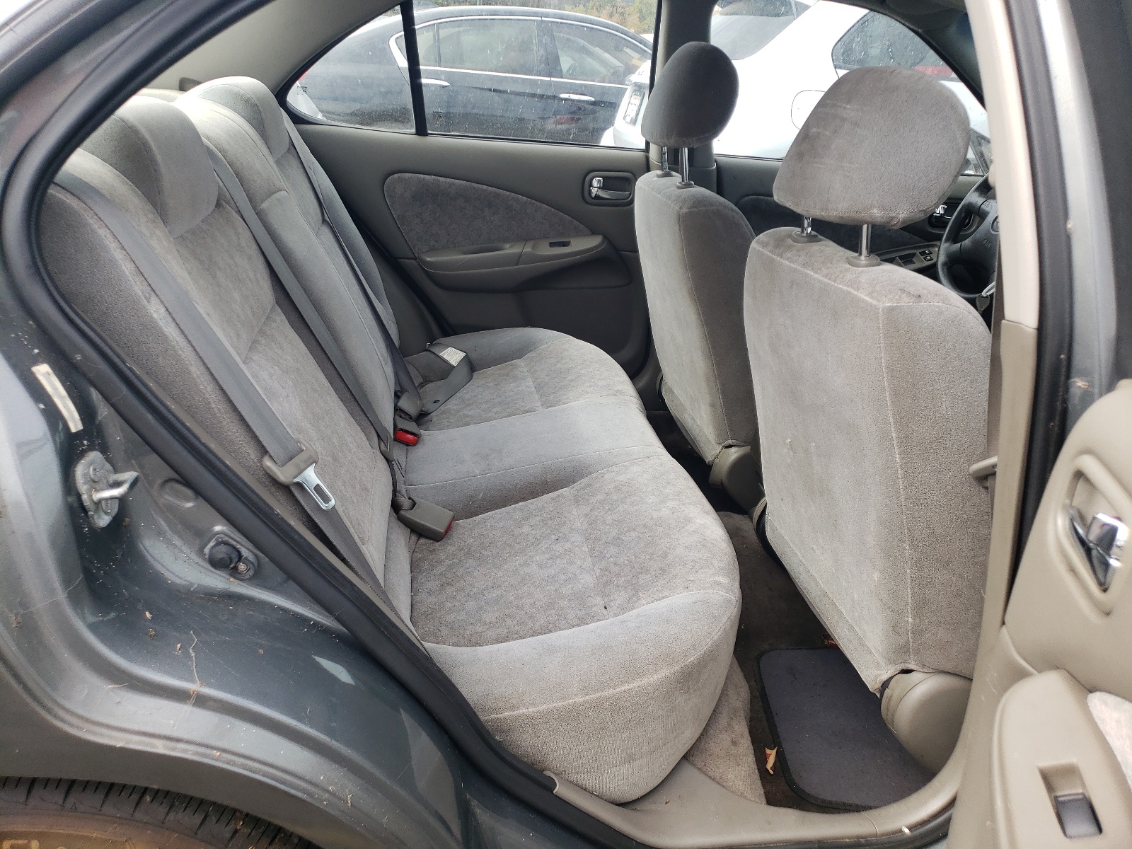Photo 6 from auction – 2001 NISSAN SENTRA XE with VIN 3N1CB51D91L512224