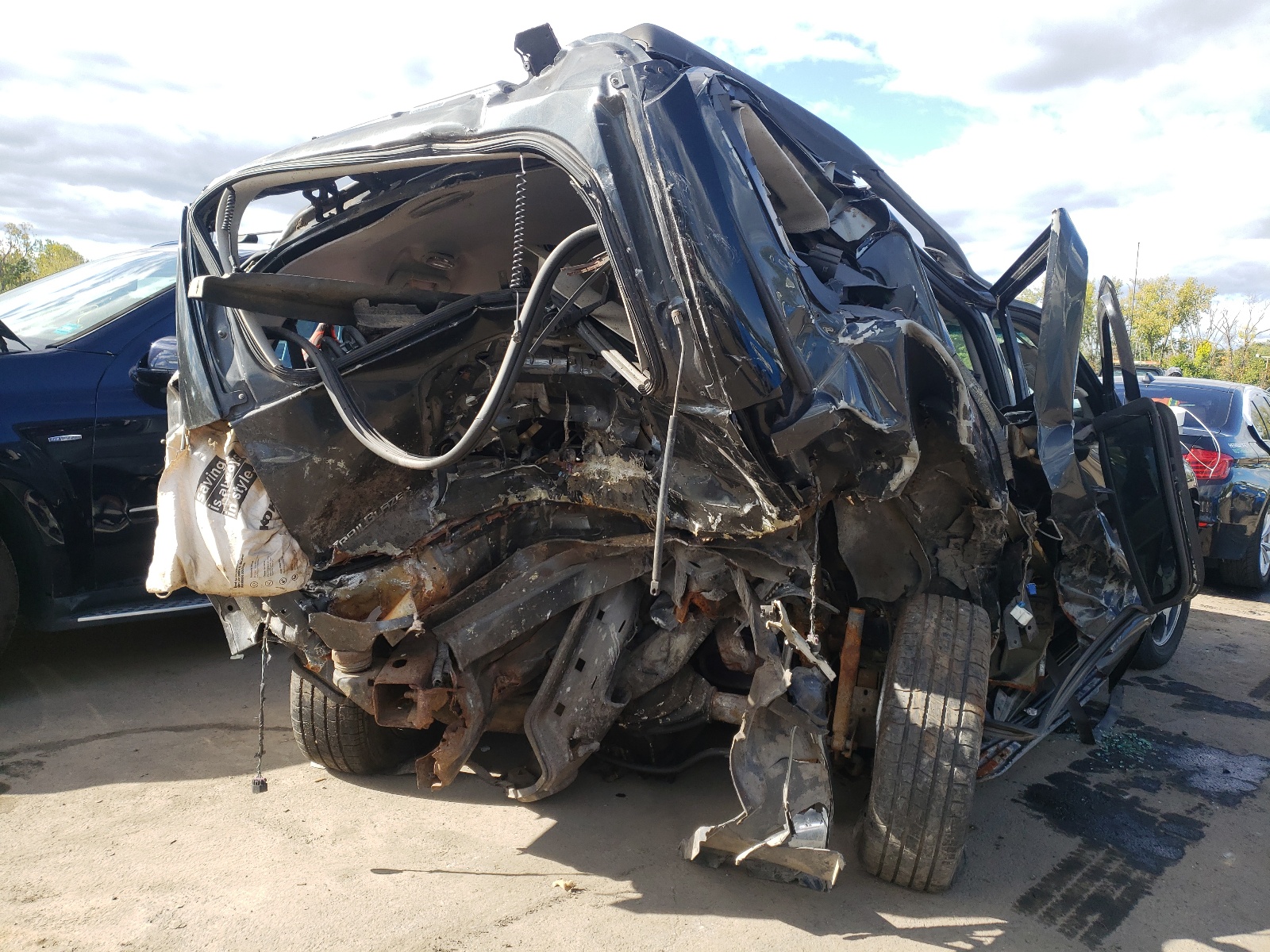 Photo 4 from auction – 2005 CHEVROLET TRAILBLAZE with VIN 1GNET16S756184246
