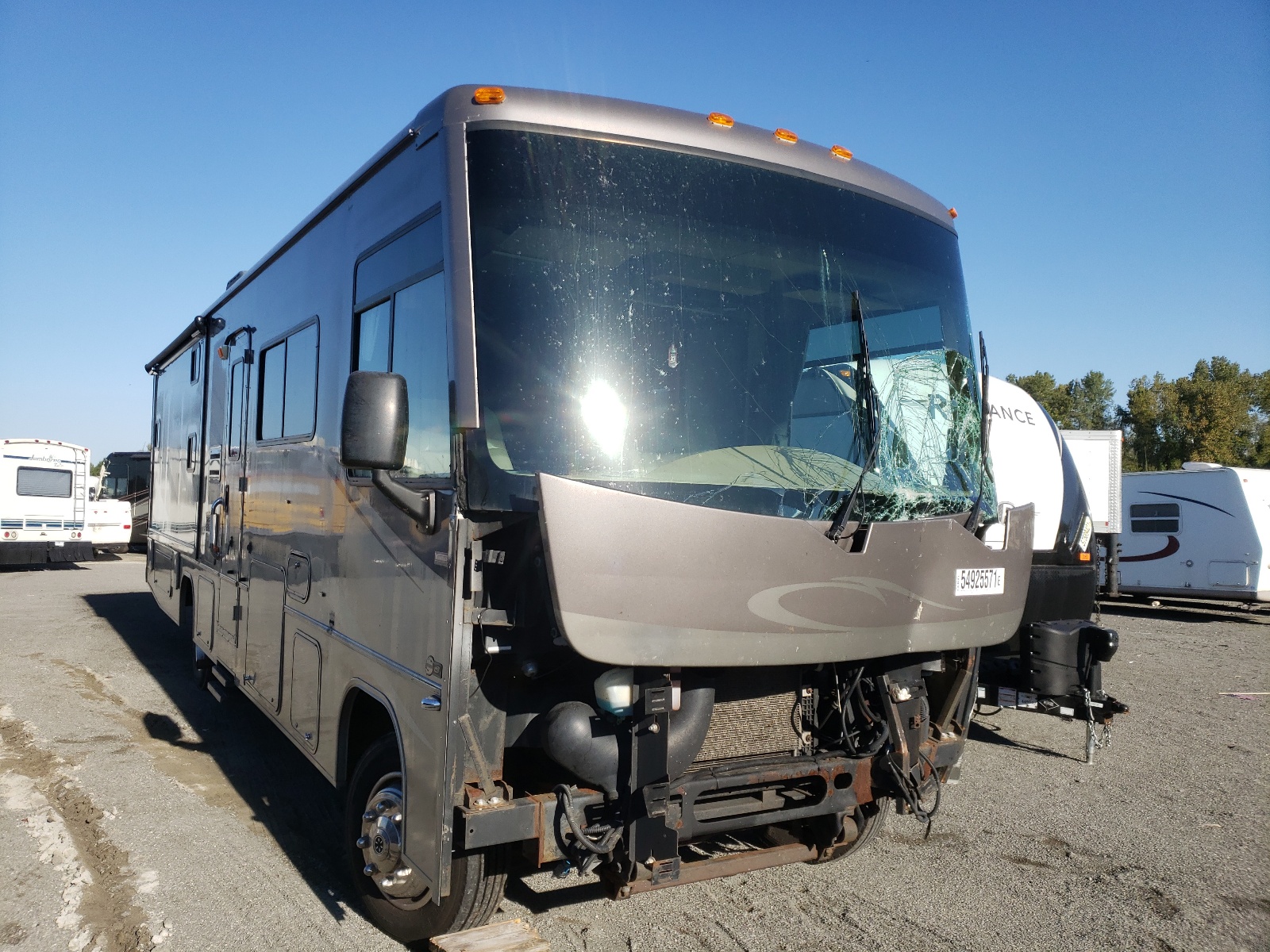 Photo 1 from auction – 2011 WINNEBAGO MOTORHOME with VIN 5B4MP67G7B3440145