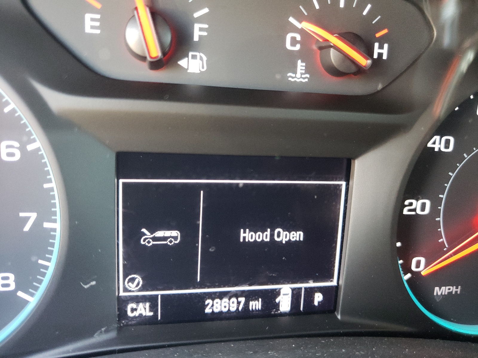 Photo 8 from auction – 2018 CHEVROLET EQUINOX LT with VIN 2GNAXJEVXJ6274669