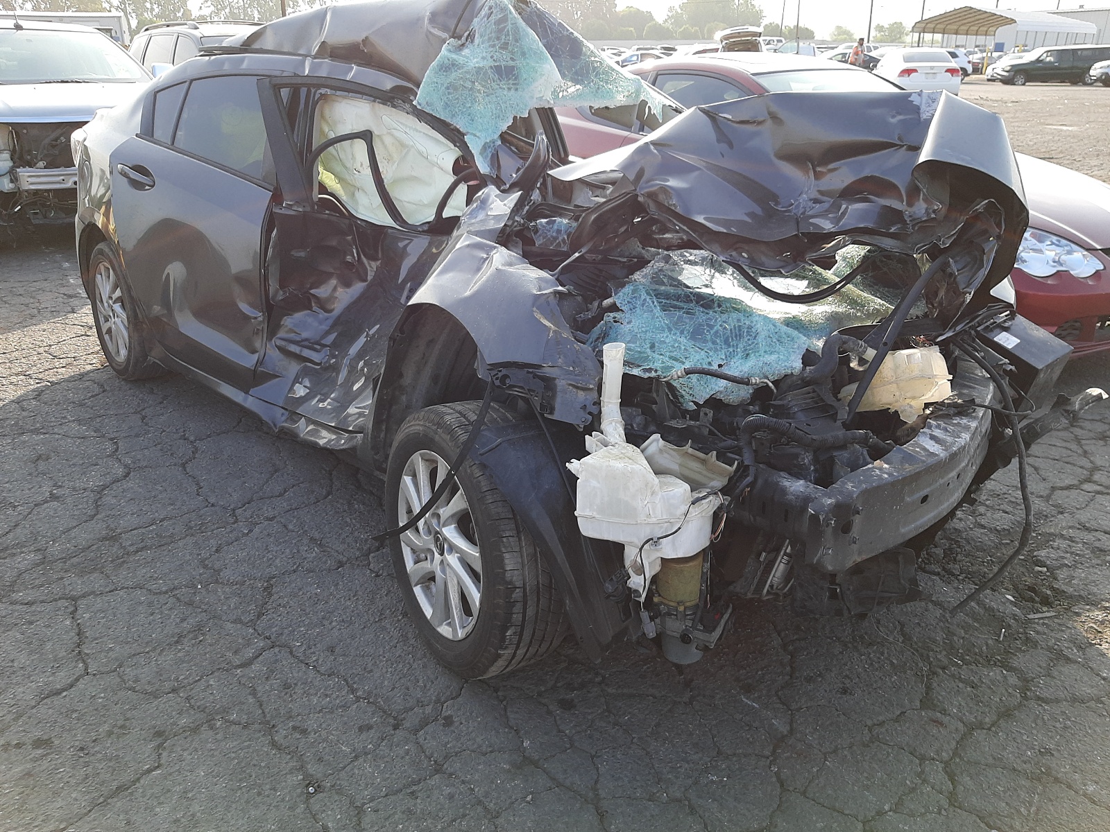 Photo 13 from auction – 2013 MAZDA 3 I with VIN JM1BL1VP5D1779858