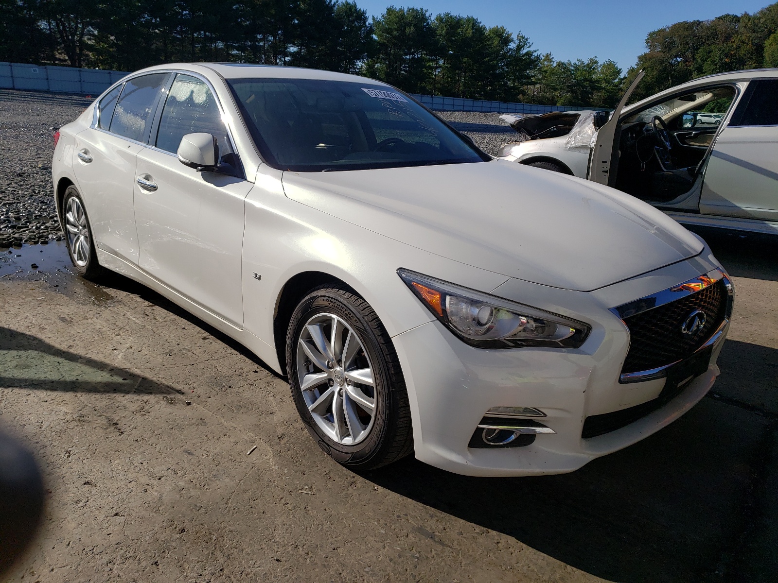 INFINITI Q50 BASE 2015 with VIN JN1BV7AR0FM402153 - Photo from auction